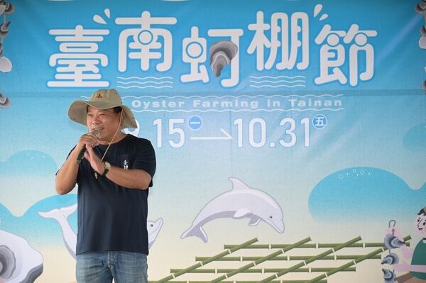 南市區漁會理事長方裕豐說明活動理念