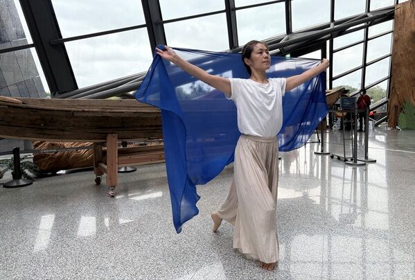 人間舞集為試航儀式演出海洋之舞