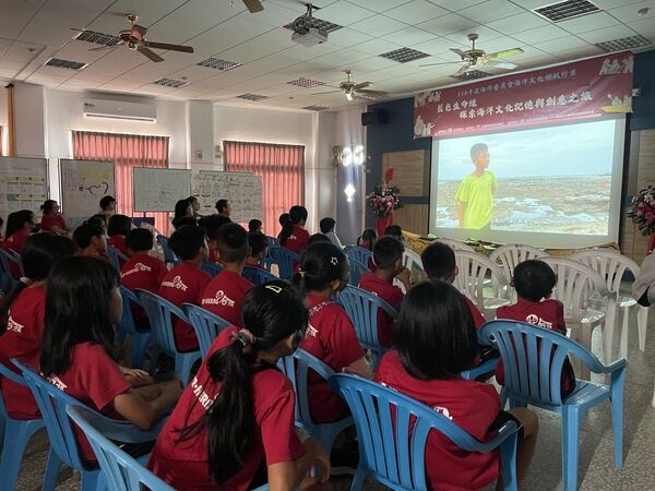 《海洋‧島嶼‧我：藍色時光》於10月30日成果展首映